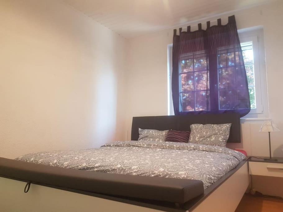 Cheerful Villa With Fireplace, Bath-Tub And Garden Noville Екстериор снимка