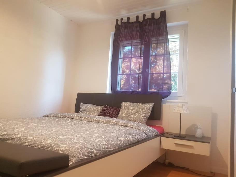 Cheerful Villa With Fireplace, Bath-Tub And Garden Noville Екстериор снимка